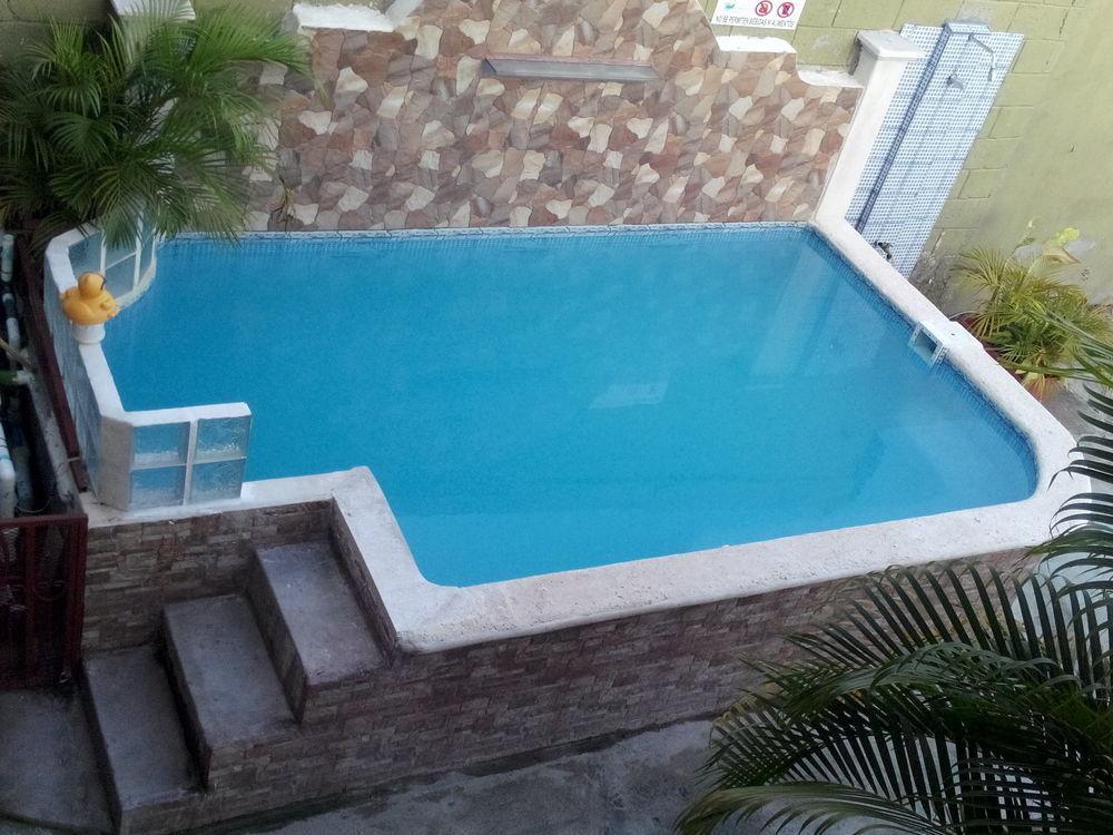 Cabinas Madeleine Puntarenas Exteriér fotografie